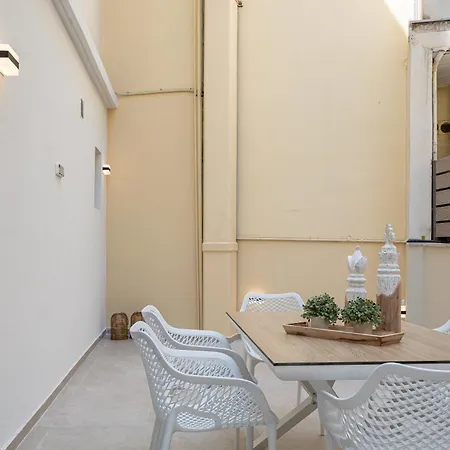 アパート Aria's Apt, Chic & Modern, Close To The Beach! レティムノ