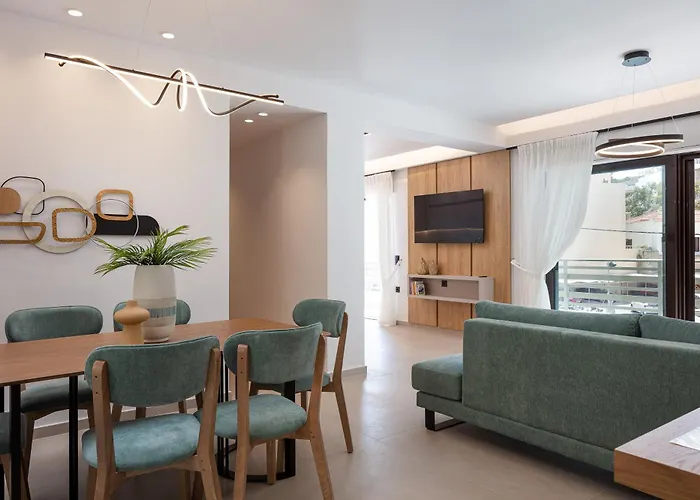 Aria's Apt, Chic & Modern, Close To The Beach! *