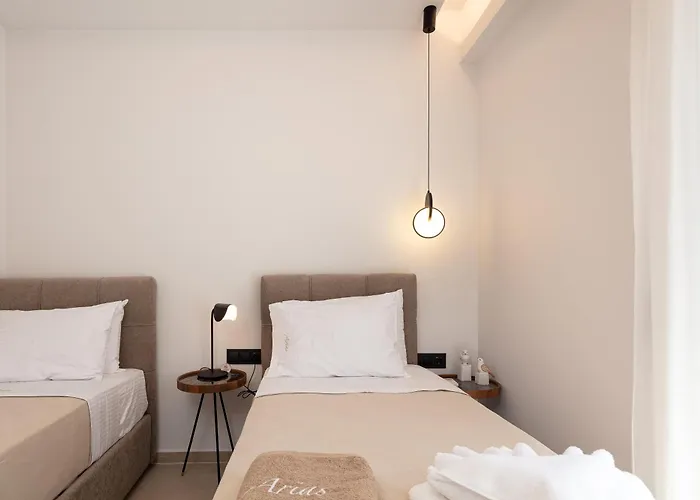 Aria's Apt, Chic & Modern, Close To The Beach! *