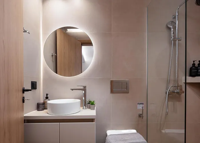 Aria's Apt, Chic & Modern, Close To The Beach! Apartment *