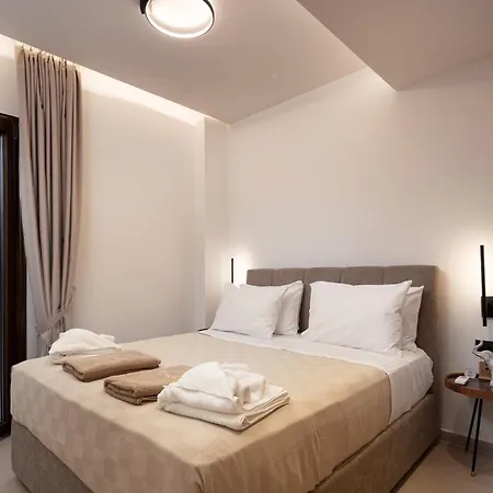 Aria's Apt, Chic & Modern, Close To The Beach! Réthimno