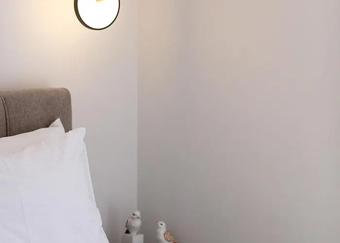 Appartamento Aria's Apt, Chic & Modern, Close To The Beach!